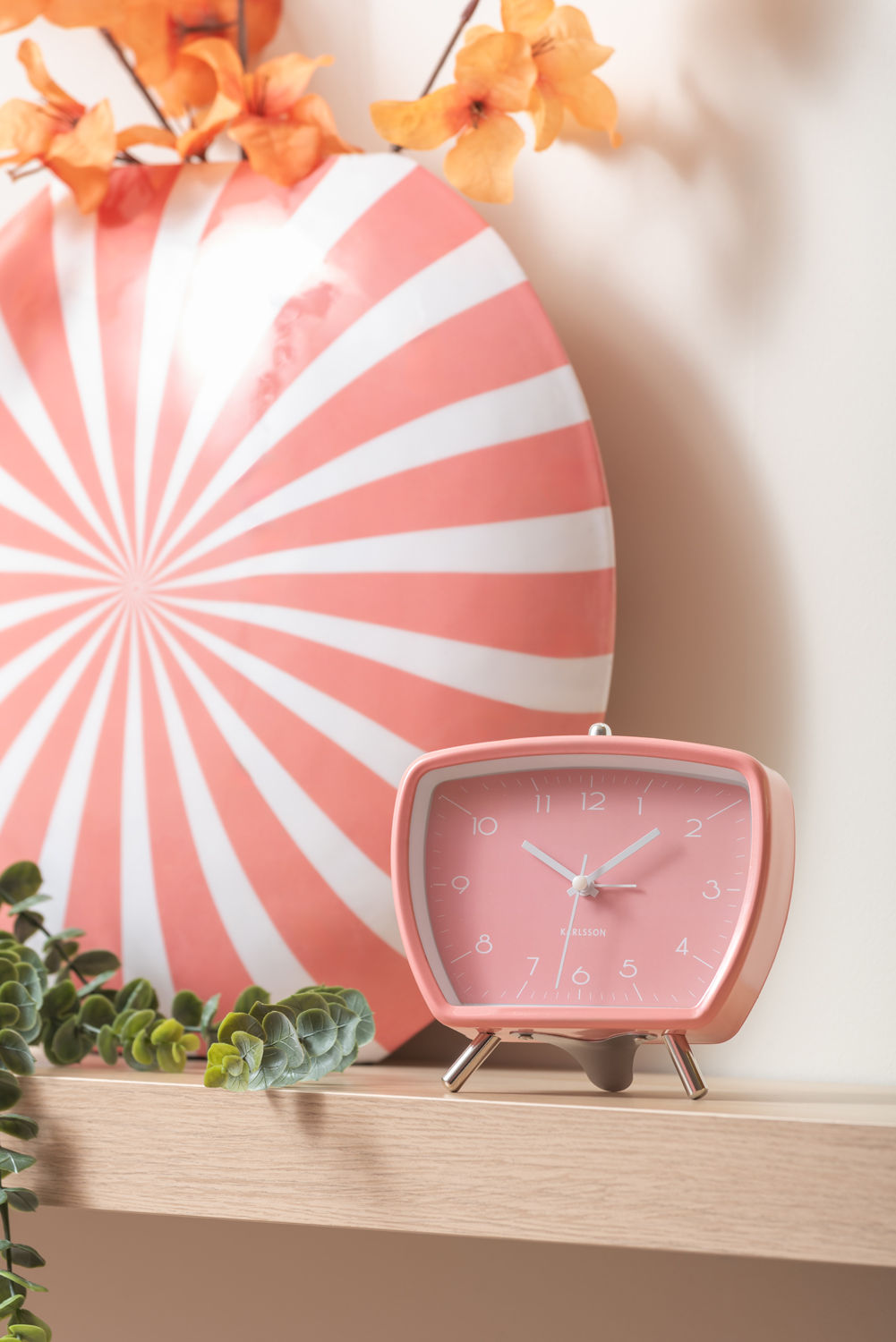 Karlsson Alarm clock Candy Circus Retro flamingo pink