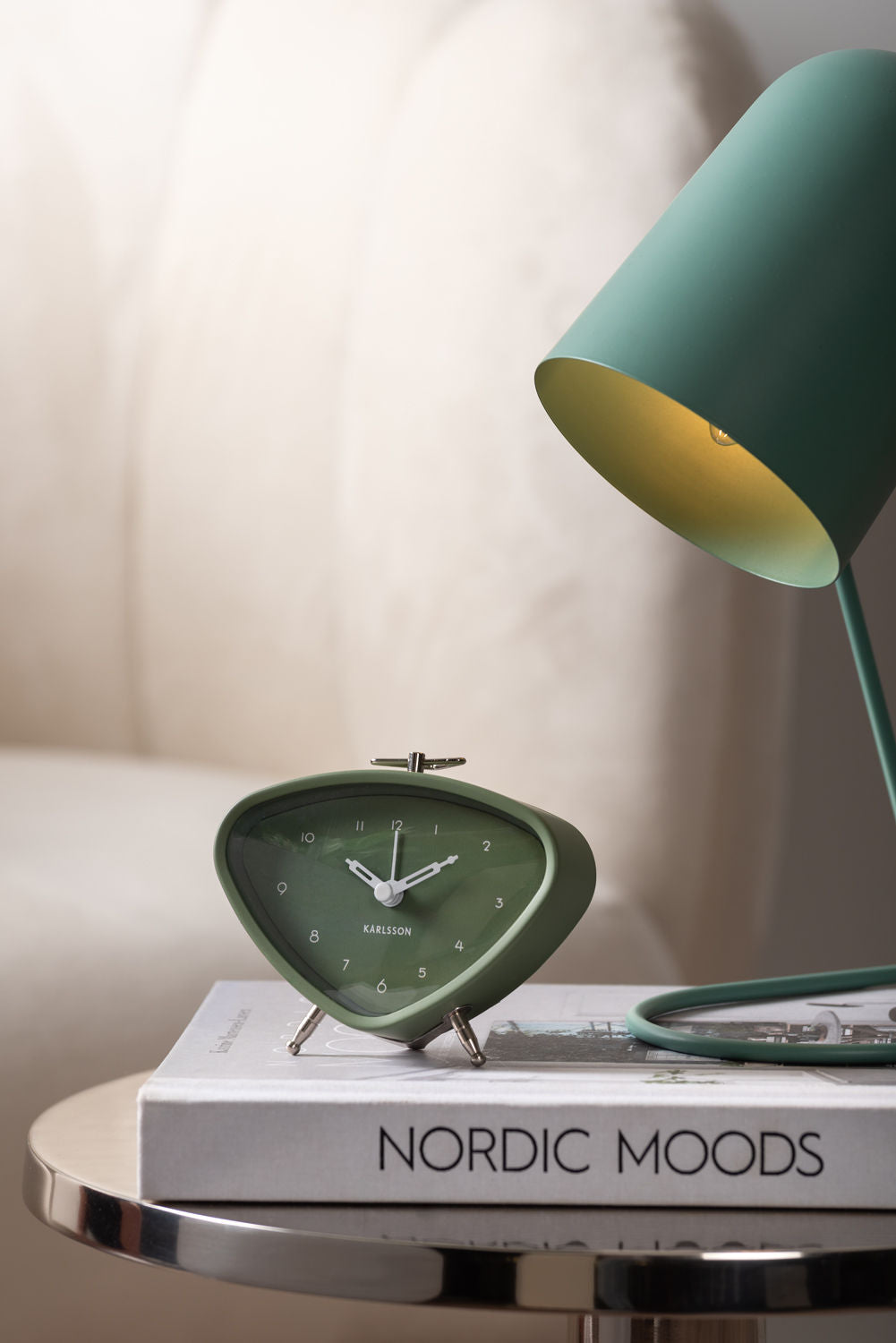 Karlsson Alarm clock Triangle jungle green