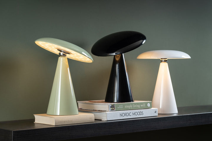 Leitmotiv Table lamp Phoebe LED black