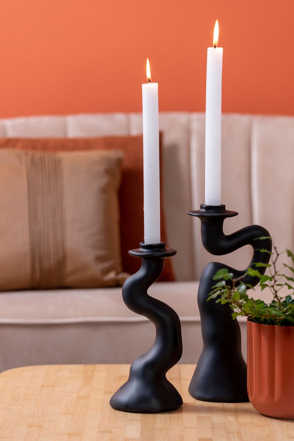 present time Candle holder Organic Swirl medium polyresin black
