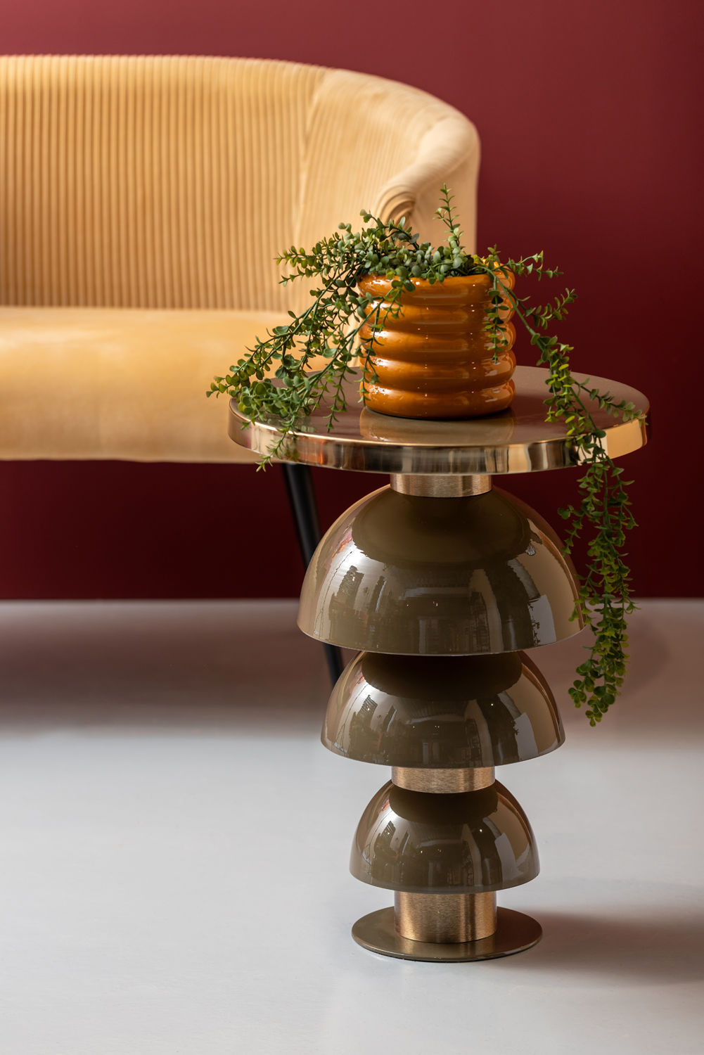 Leitmotiv Side table Tess iron enamel black