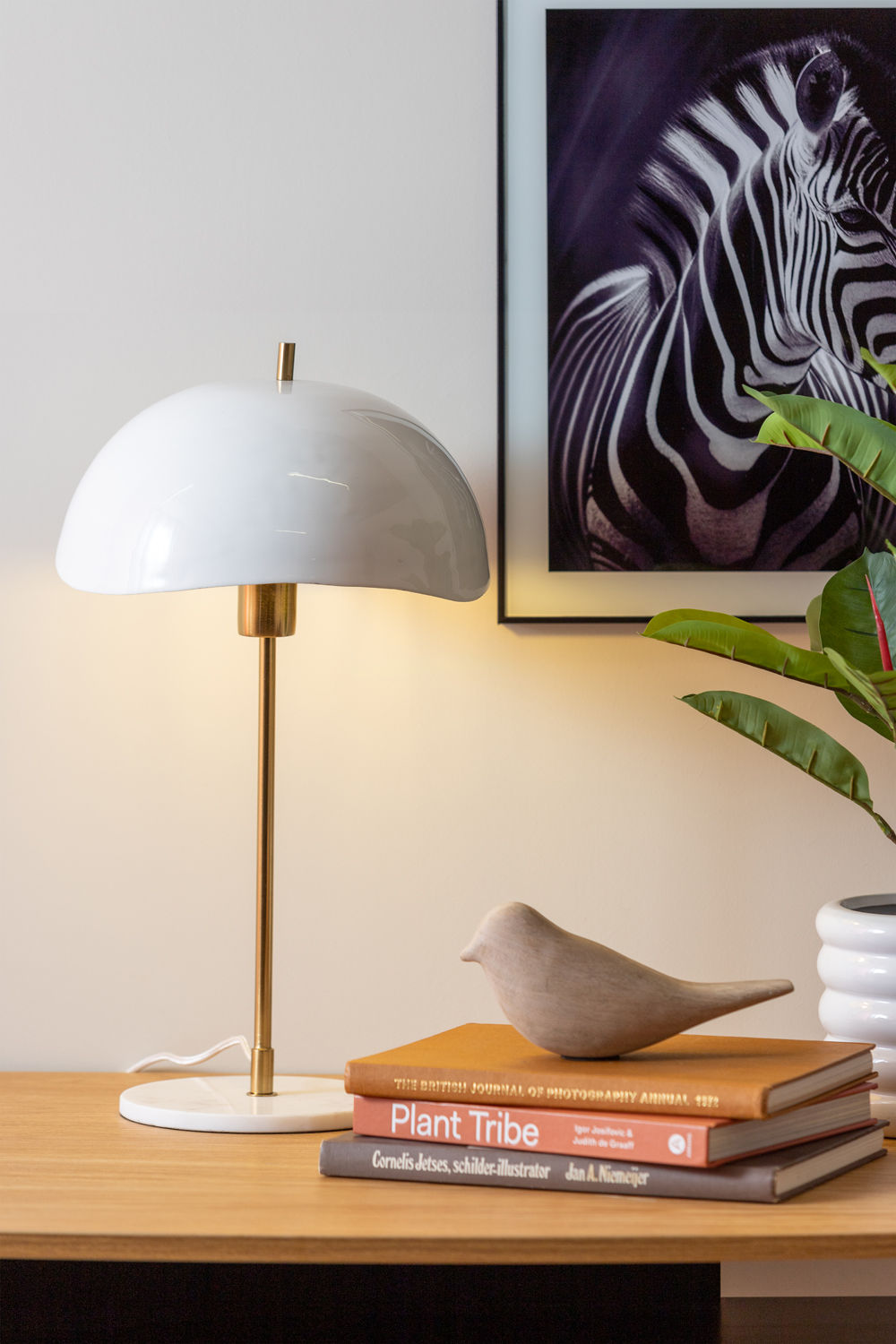 Leitmotiv Table lamp Waved Dome enamel white