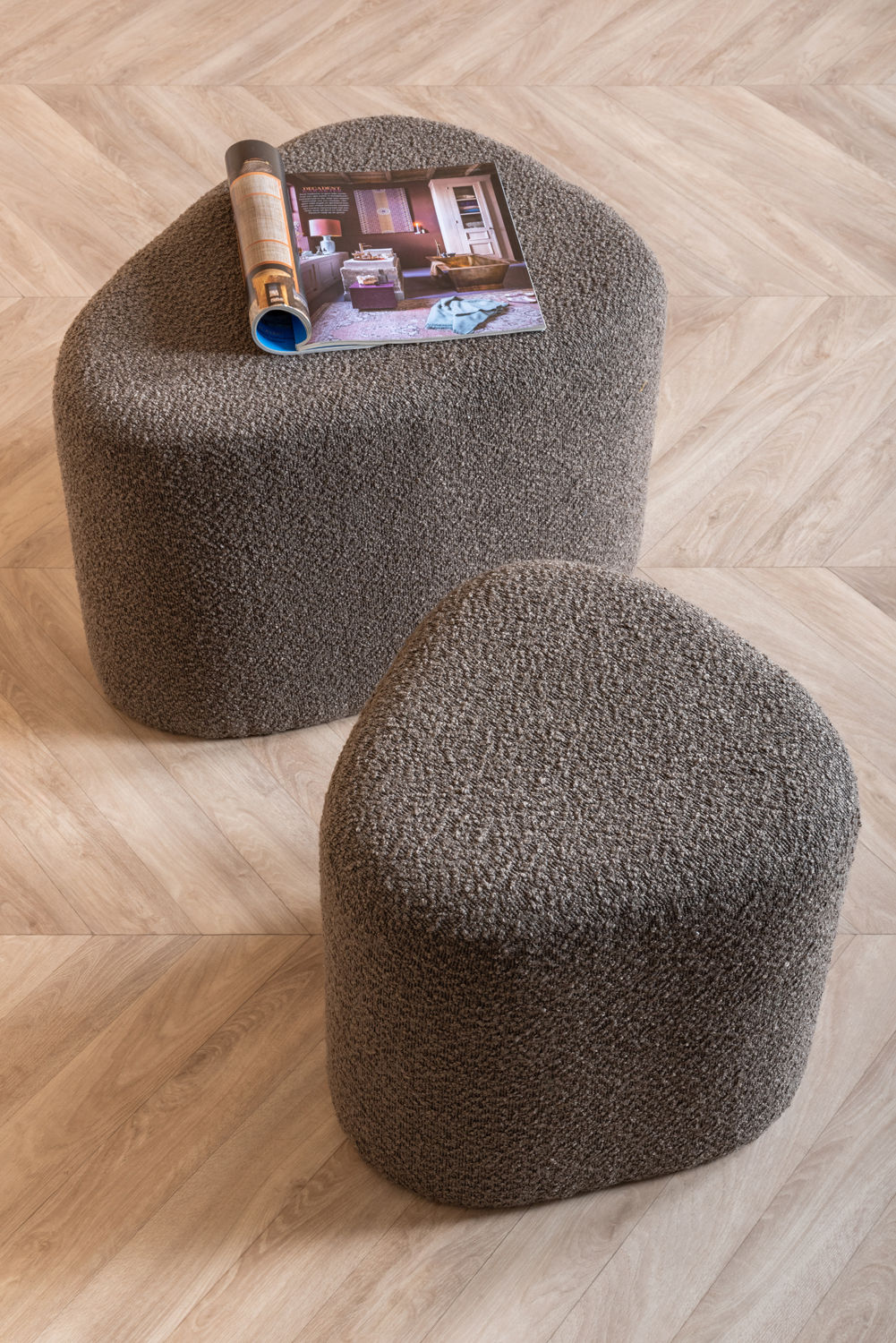 Leitmotiv Pouf Ada organic bouclé taupe green