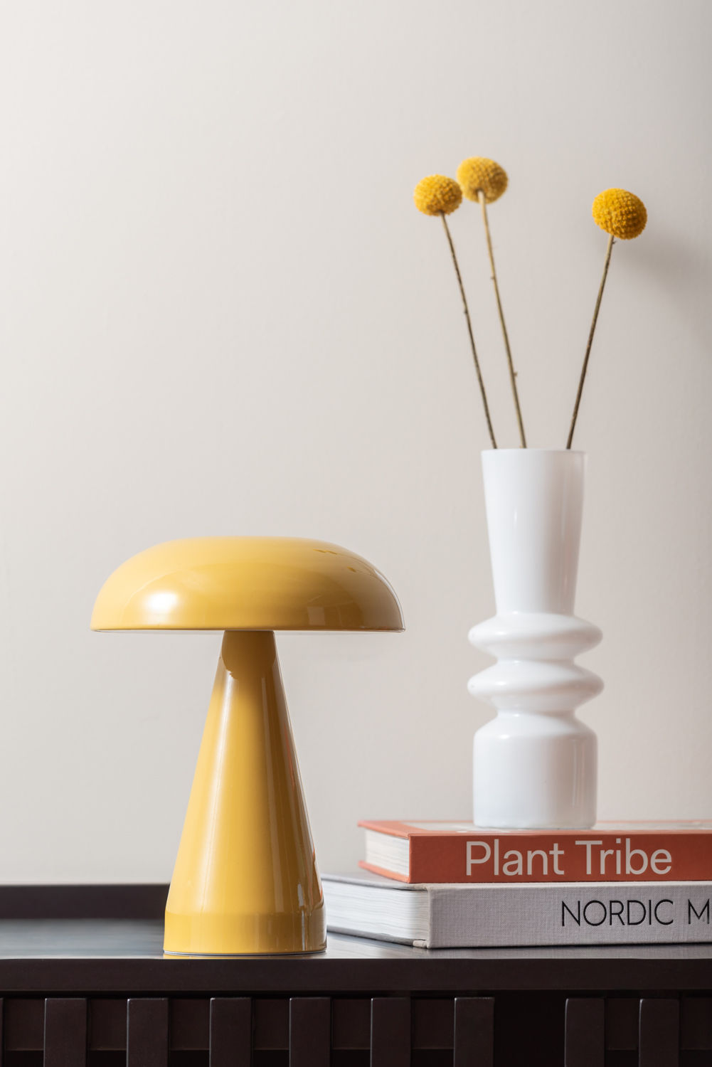Leitmotiv Table lamp Aurora iron ochre yellow