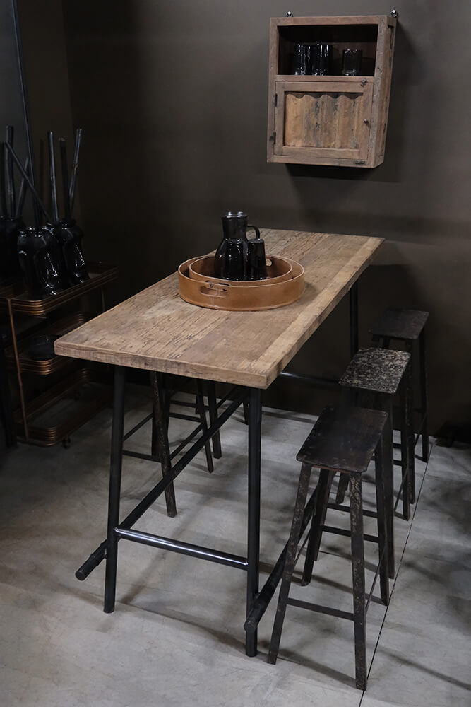 Trademark Living Martini barbord