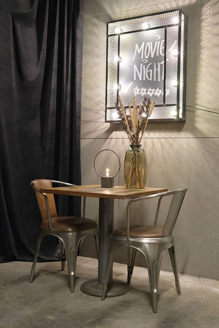 Trademark Living LIVING spisebordsstol - shiny