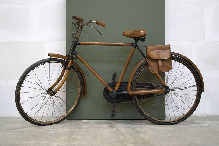Trademark Living Indurain læderbetrukken cykel