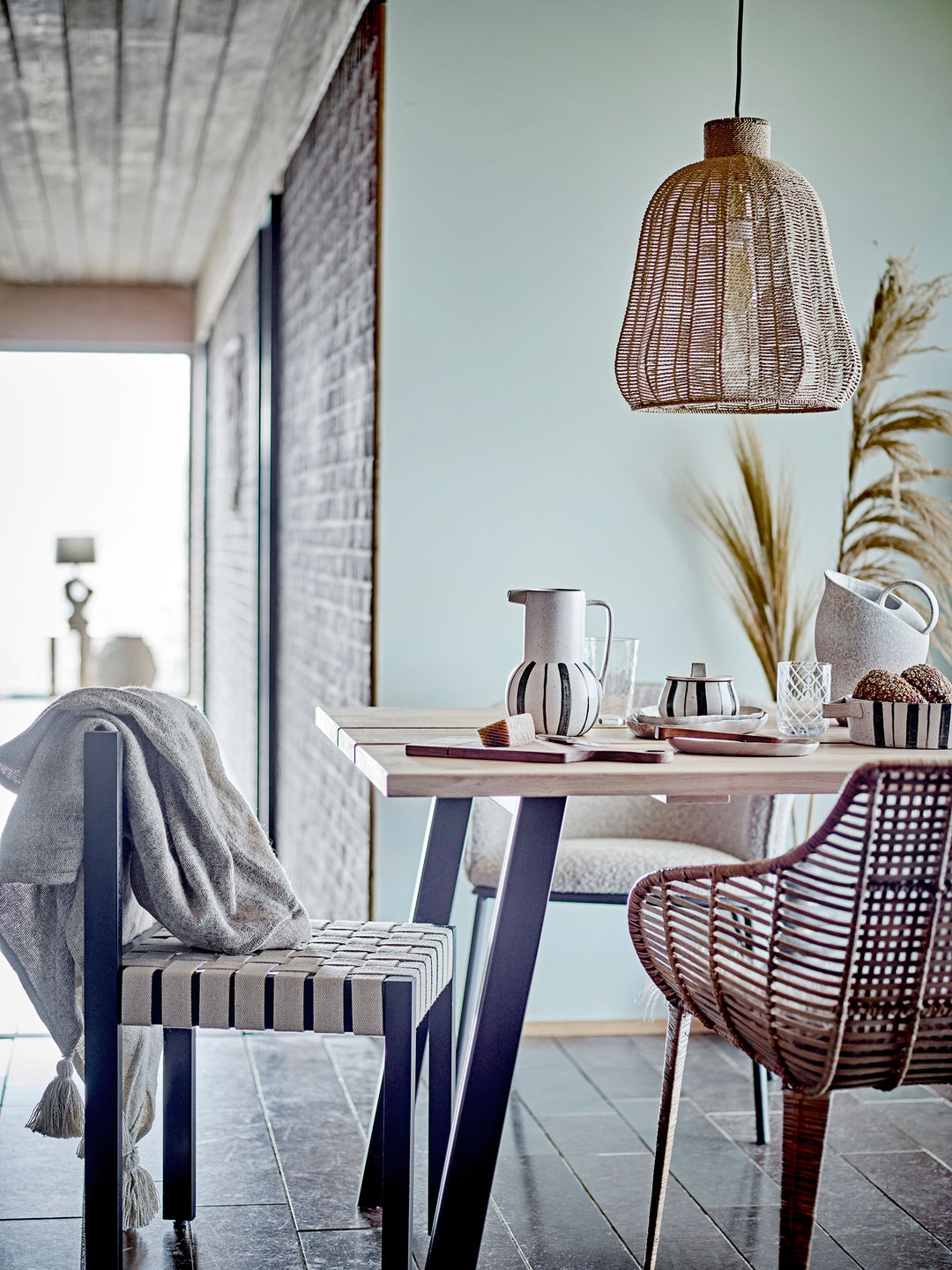 Bloomingville Marita Ovnfast Fad, Sort, Stentøj